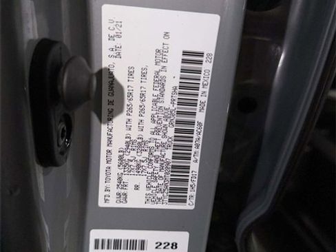 Used 2021 Toyota Tacoma TRD Sport w/ Technology Package image 24