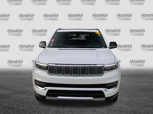 Used 2023 Jeep Grand Wagoneer Series III image 3