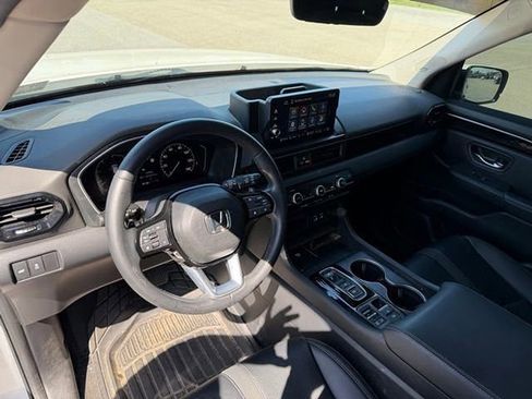 Used 2023 Honda Pilot Touring image 12