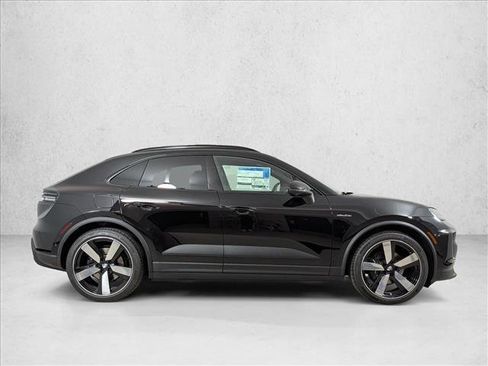 New 2026 Porsche Macan Electric image 8