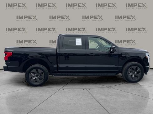 Used 2023 Ford F150 Lightning Lariat image 6