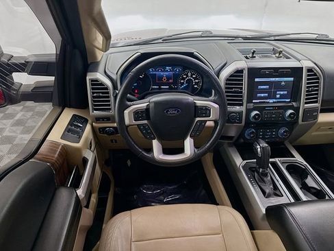 Used 2015 Ford F150 Lariat w/ Equipment Group 502A Luxury AWD/4WD image 21