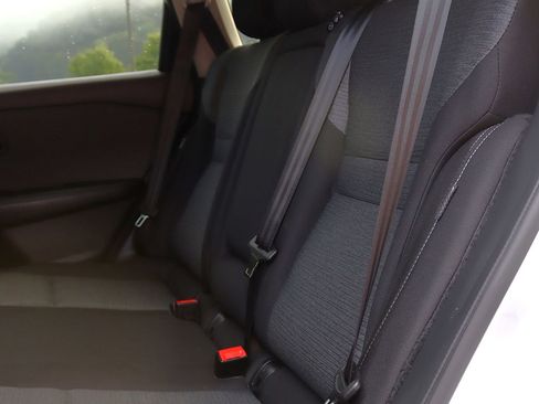 Used 2023 Nissan Rogue SV image 19