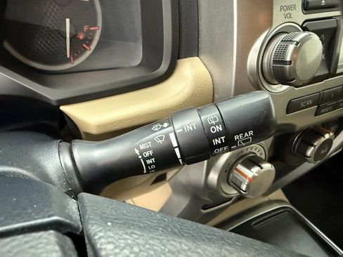 Used 2013 Toyota 4Runner SR5 image 14