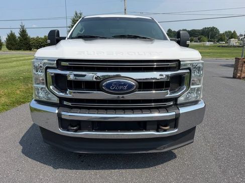 Used 2020 Ford F250 XLT w/ Snow Plow Prep Package AWD/4WD image 4