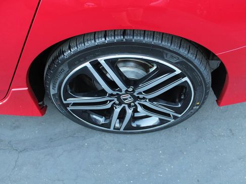 Used 2017 Honda Accord Sport Special Edition image 12