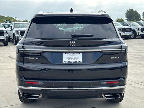 Used 2026 Buick Enclave Avenir w/ Super Cruise Package FWD image 15