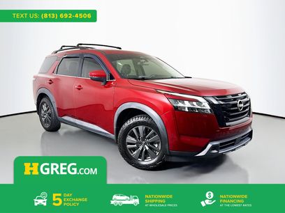 Used 2022 Nissan Pathfinder SV w/ SV Black Package