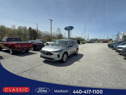 Certified 2023 Ford Escape Active AWD/4WD image 1
