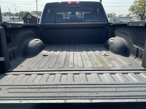 Used 2016 RAM 2500 Big Horn w/ Black Appearance Group AWD/4WD image 19