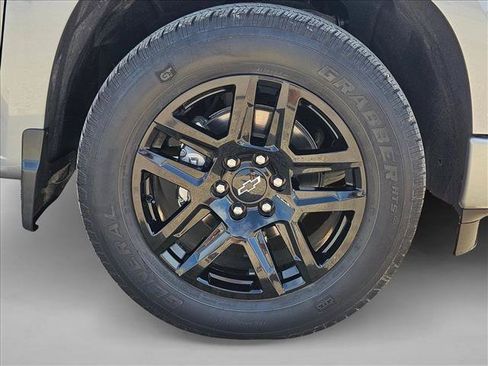 Used 2023 Chevrolet Silverado 1500 Custom w/ Rally Edition RWD image 22