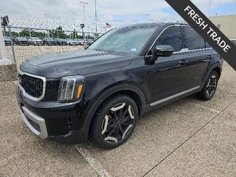 Certified 2023 Kia Telluride EX w/ EX Captain's Chair Package FWD image 1