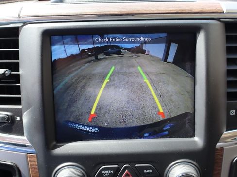 Used 2018 RAM 2500 Laramie w/ Convenience Group RWD image 16