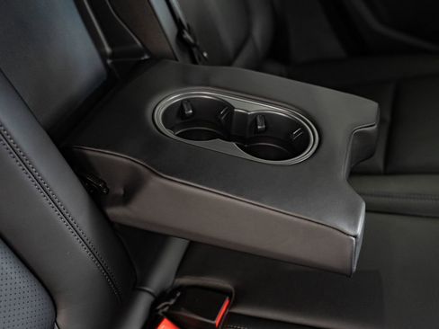 New 2026 Porsche Macan AWD/4WD image 44