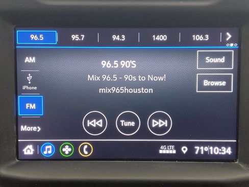 Used 2020 Chevrolet Silverado 1500 W/T w/ WT Convenience Package AWD/4WD image 25