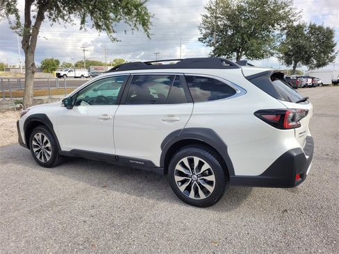 Used 2024 Subaru Outback Limited image 11