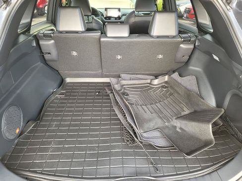 Used 2021 Toyota RAV4 XSE AWD/4WD image 19