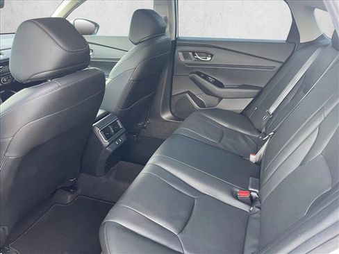 Used 2024 Honda Accord Touring image 10