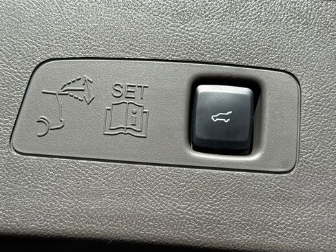 Used 2022 Lincoln Corsair Reserve w/ Equipment Group 201A image 14