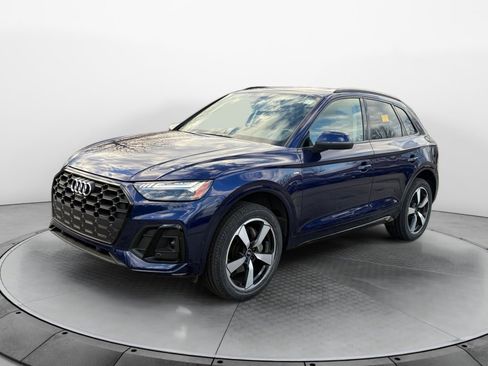 Certified 2022 Audi Q5 2.0T Prestige image 3