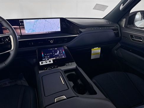 New 2026 INFINITI QX80 4WD w/ Sport Exterior Package image 28