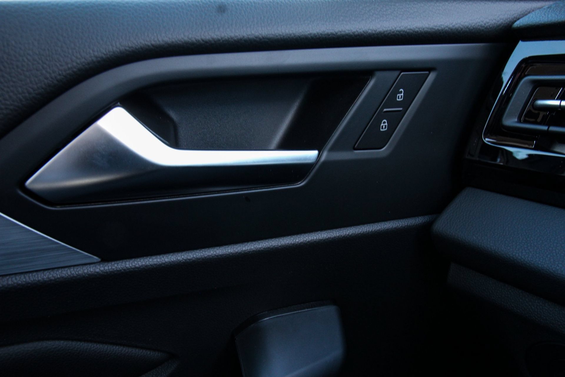 Certified 2026 Volkswagen Jetta SE FWD image 13