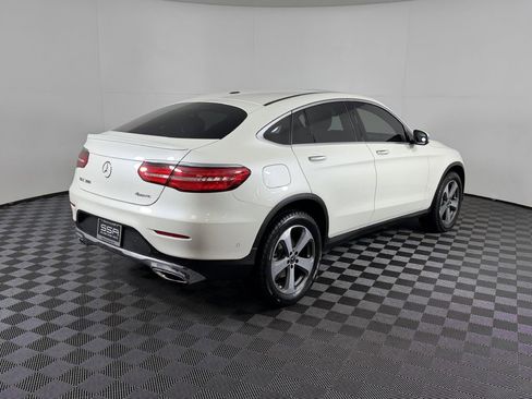 Used 2018 Mercedes-Benz GLC 300 4MATIC Coupe image 6