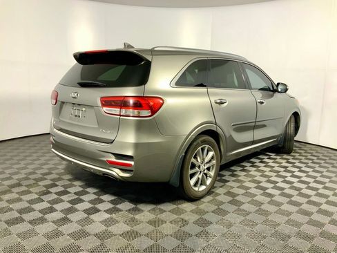 Used 2017 Kia Sorento SX image 15