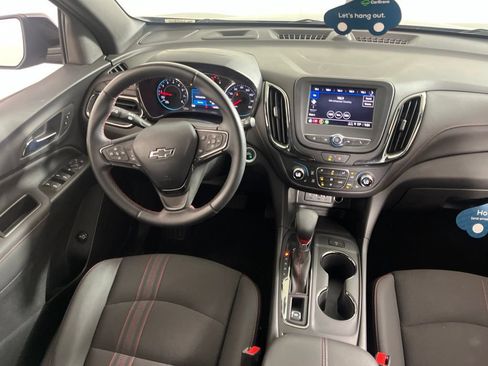 Certified 2024 Chevrolet Equinox RS FWD image 2