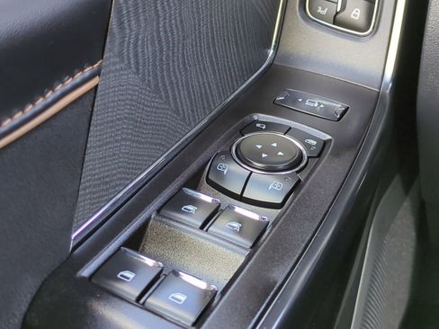 Used 2024 Ford F250 Platinum image 23