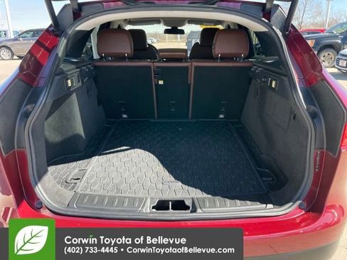 Used 2017 Jaguar F-PACE S image 25