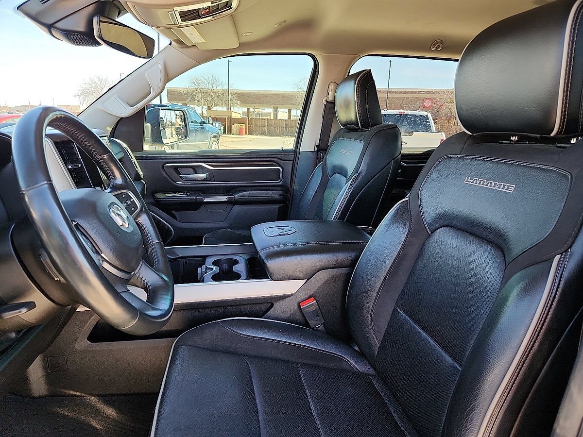 Used 2022 RAM 1500 Laramie AWD/4WD image 7
