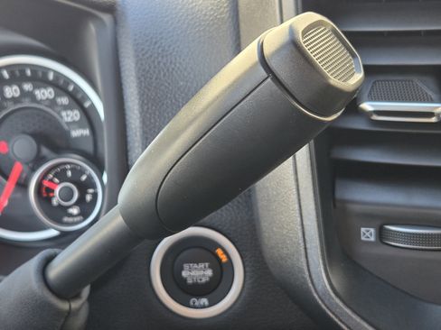 New 2026 RAM 2500 Tradesman AWD/4WD image 18