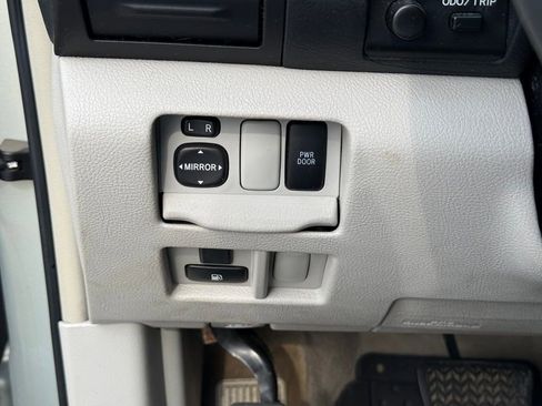 Used 2005 Lexus RX 330 AWD image 17