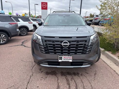 New 2026 Nissan Pathfinder Platinum w/ Cargo Package AWD/4WD image 2
