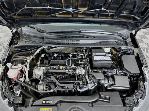 Used 2024 Toyota Corolla LE image 30