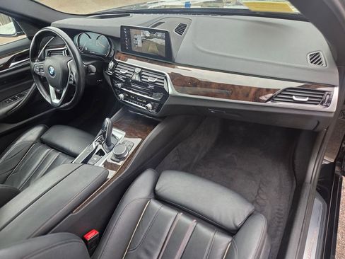 Used 2018 BMW 540i xDrive image 24