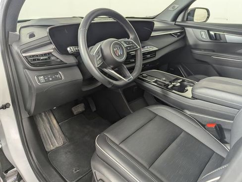 Used 2025 Buick Enclave Sport Touring w/ Power Package image 11