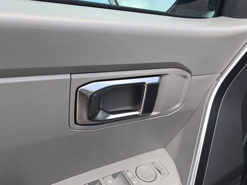 New 2027 Kia Seltos S FWD image 18