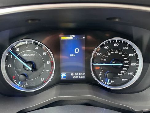 Used 2022 Subaru Ascent Limited w/ Technology Package image 19