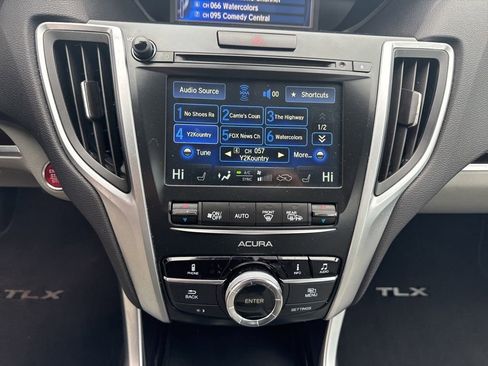 Used 2016 Acura TLX V6 image 24