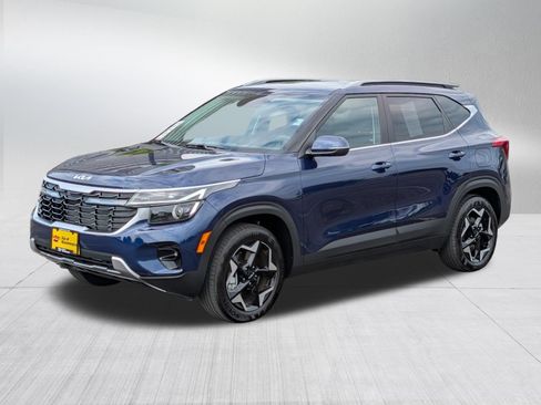 Certified 2024 Kia Seltos EX AWD/4WD image 3