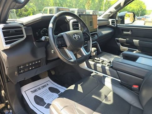 Used 2024 Toyota Tundra Platinum AWD/4WD image 19
