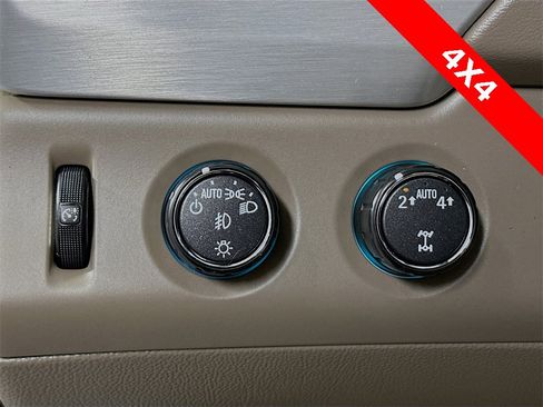 Used 2017 GMC Yukon SLT w/ Open Road Package image 11