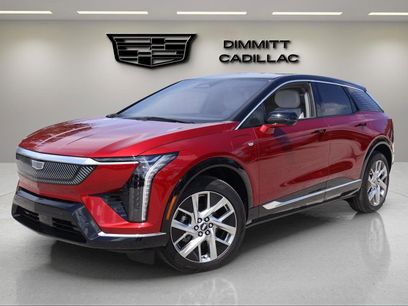 New 2025 Cadillac Optiq Luxury 1