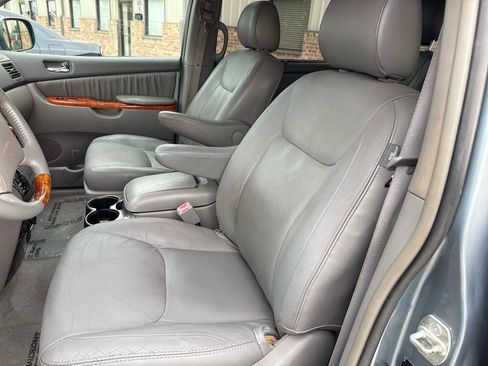 Used 2006 Toyota Sienna AWD image 34