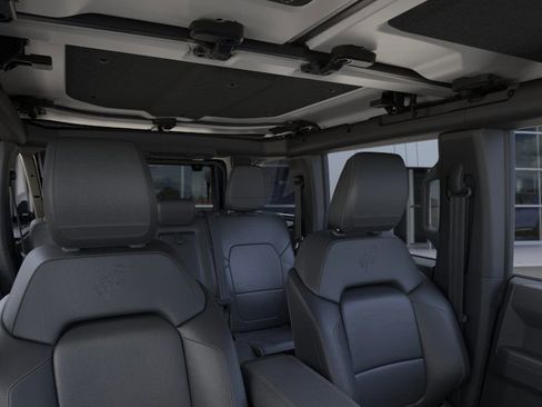 New 2025 Ford Bronco Badlands w/ Sasquatch Package image 12