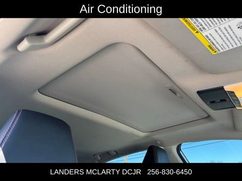 Used 2020 Nissan Altima 2.5 SR w/ Premium Package image 12