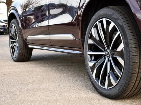 New 2026 Volvo XC90 B6 Ultra w/ Protection Package Premier AWD/4WD image 9