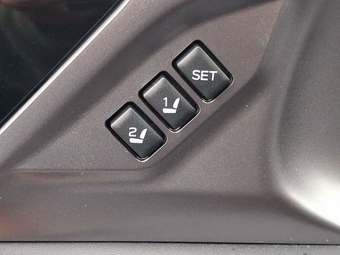 Used 2023 Subaru Outback Touring XT AWD/4WD image 29